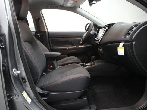 New 2026 Mitsubishi Outlander Sport SE image 18