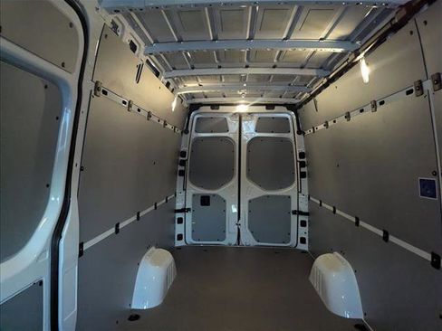 New 2026 Mercedes-Benz Sprinter 2500 image 14