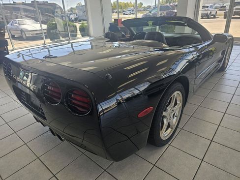 Used 2001 Chevrolet Corvette Convertible w/ Preferred Equipment Group2 RWD image 5