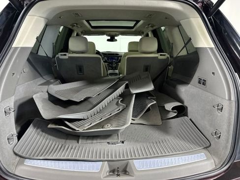 Used 2021 Cadillac XT6 Premium Luxury w/ LPO, Floor Liner Package image 26