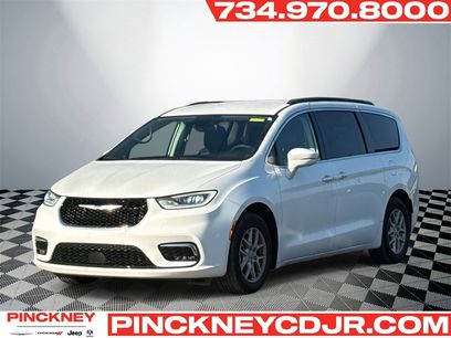 Used 2022 Chrysler Pacifica Touring-L