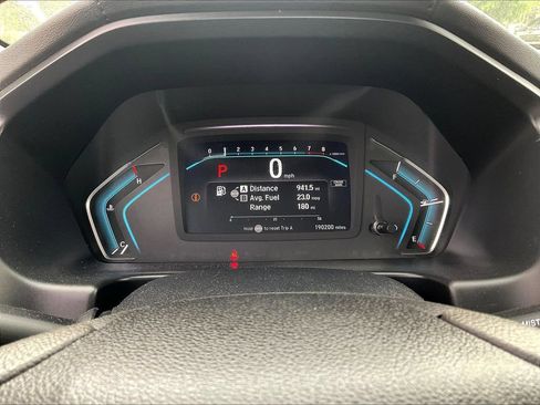 Used 2018 Honda Odyssey LX image 12
