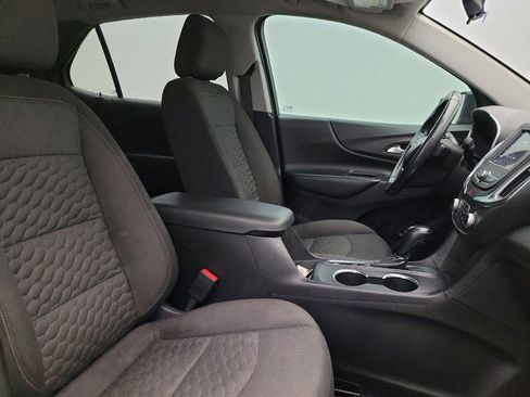 Used 2021 Chevrolet Equinox LT FWD image 21