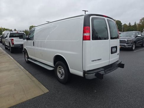 Used 2024 GMC Savana 2500 w/ Driver Convenience Package image 4