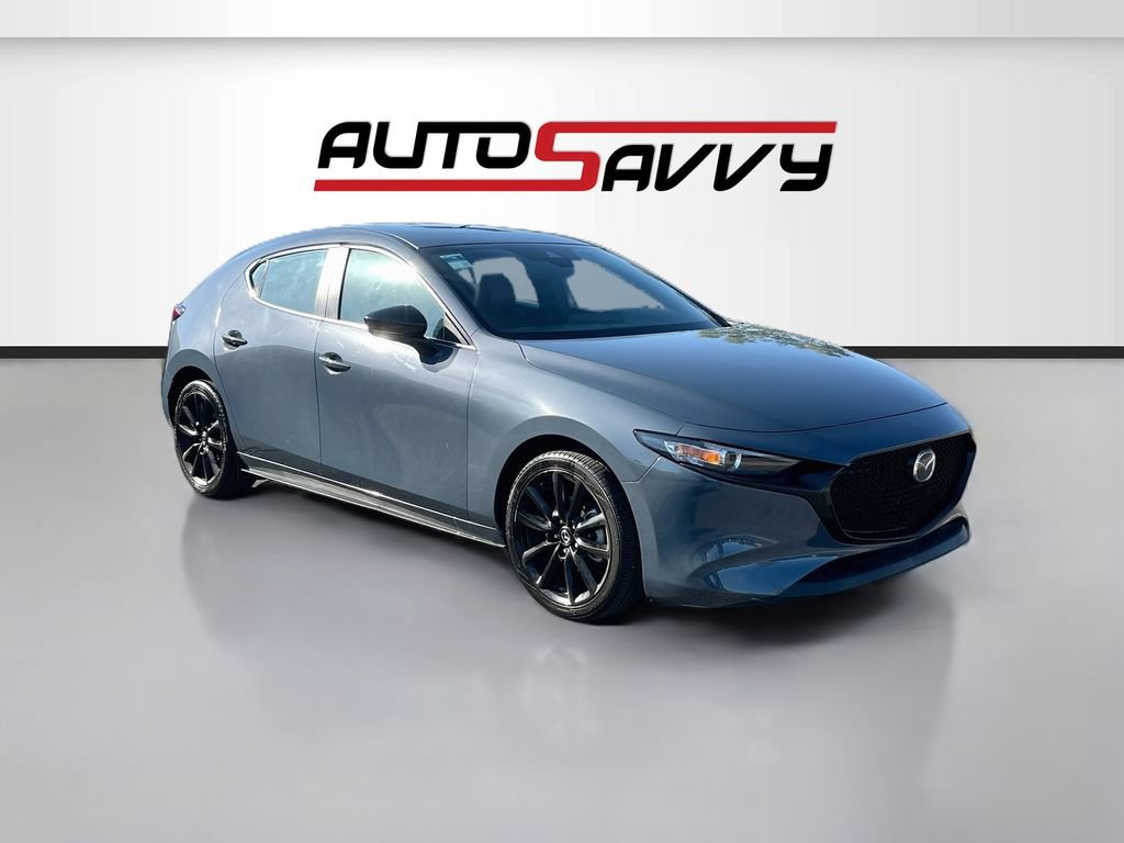 Used 2022 MAZDA MAZDA3 s FWD image 1