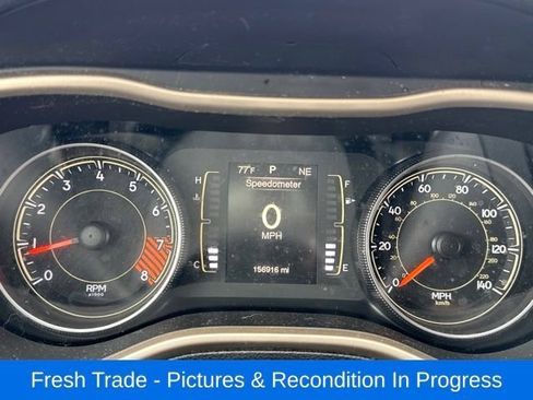 Used 2015 Jeep Cherokee Latitude w/ Comfort/Convenience Group AWD/4WD image 12