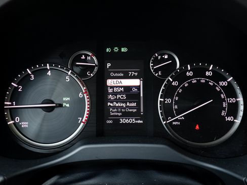 Used 2023 Lexus GX 460 Premium w/ Premium Package AWD/4WD image 21