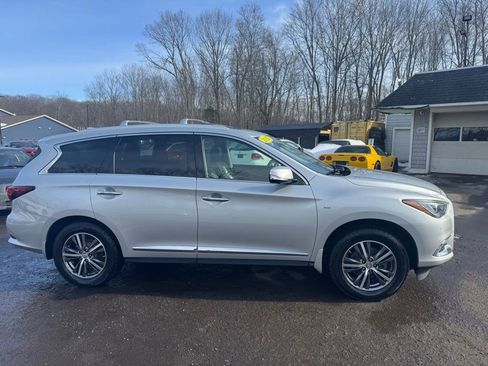 Used 2017 INFINITI QX60 AWD w/ Premium Plus Package image 4