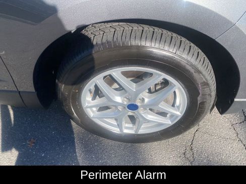 Used 2022 Ford Edge SEL w/ Convenience Package image 9