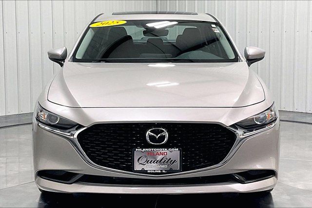 Used 2025 MAZDA MAZDA3 s FWD image 2