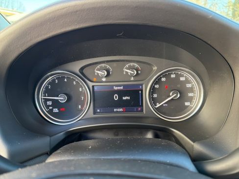 Used 2020 Buick Enclave Essence w/ Sport Touring Edition image 30