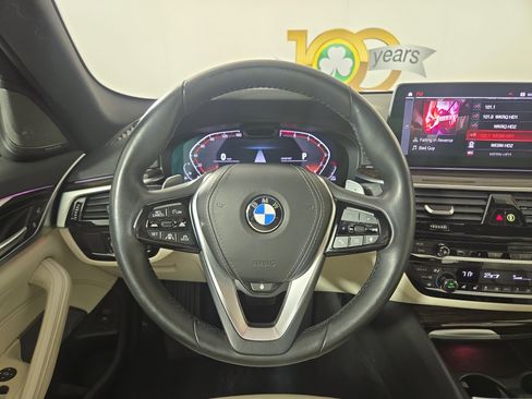 Used 2022 BMW 530i xDrive 530i xDrive w/ Executive Package image 14