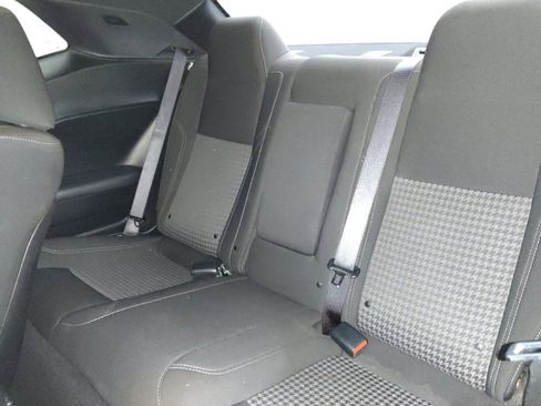 Used 2019 Dodge Challenger SXT RWD image 18