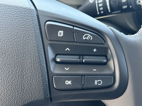 New 2025 Hyundai Venue Limited image 23