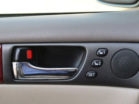 Used 2004 Lexus ES 330 330 image 24