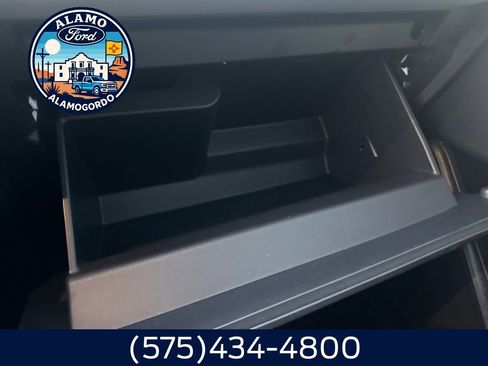 Used 2025 Ford Explorer Active w/ Active Comfort Package image 18