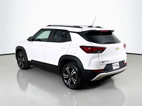 Used 2023 Chevrolet TrailBlazer LT w/ Convenience Package image 6