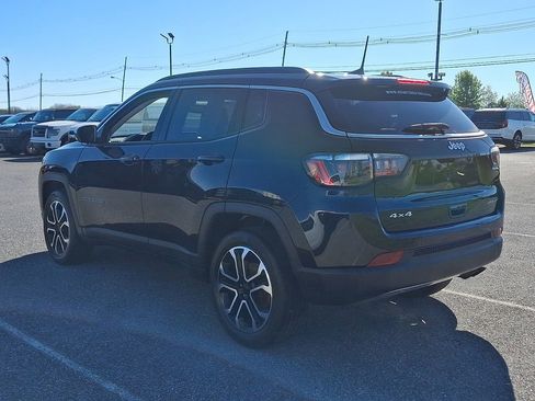 Used 2022 Jeep Compass Limited AWD/4WD image 4