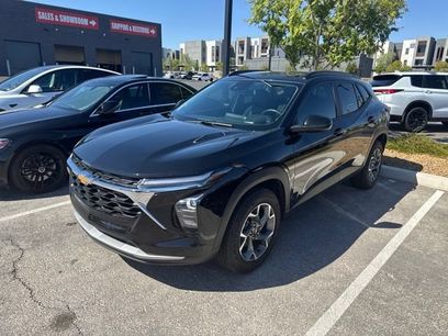 Used 2024 Chevrolet Trax LT w/ Driver Confidence Package