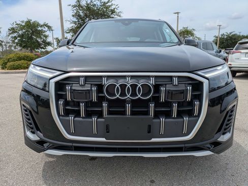 Used 2025 Audi Q7 3.0T Premium Plus AWD/4WD image 3