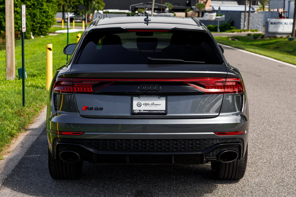Used 2023 Audi RS Q8 AWD/4WD image 4