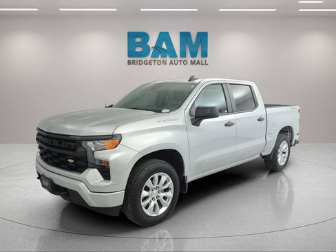 Used 2022 Chevrolet Silverado 1500 Custom image 7