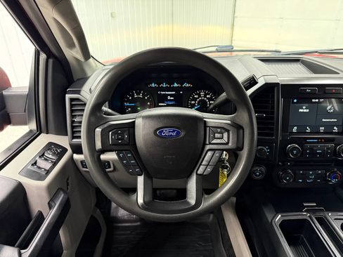 Used 2017 Ford F150 XL w/ Equipment Group 101A Mid AWD/4WD image 18