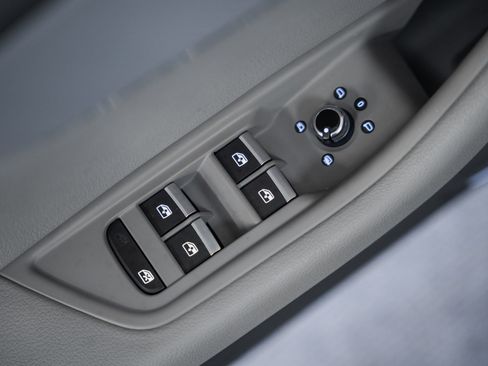 Used 2018 Audi A5 2.0T Premium Plus w/ Premium Plus image 43