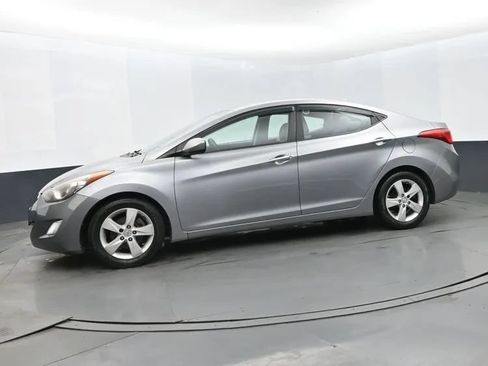 Used 2012 Hyundai Elantra GLS w/ Preferred Pkg 3 FWD image 5
