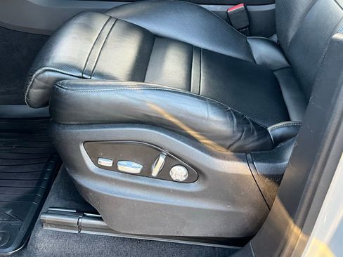 Used 2020 Porsche Cayenne S image 24