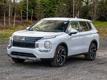 Used 2024 Mitsubishi Outlander AWD