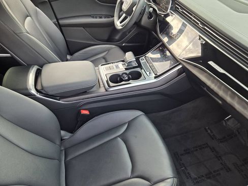Certified 2023 Audi Q8 Premium Plus w/ Premium Plus Package AWD/4WD image 18