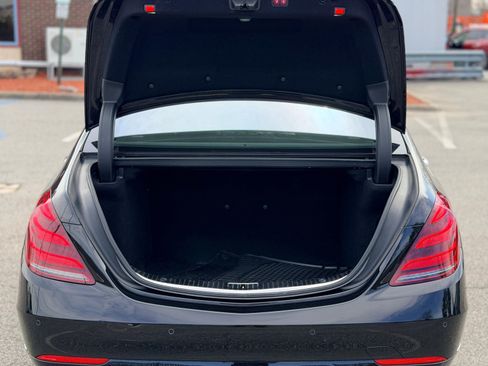 Used 2018 Mercedes-Benz S 560 4MATIC Sedan image 12