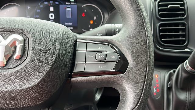 Used 2023 RAM ProMaster 2500 FWD image 12