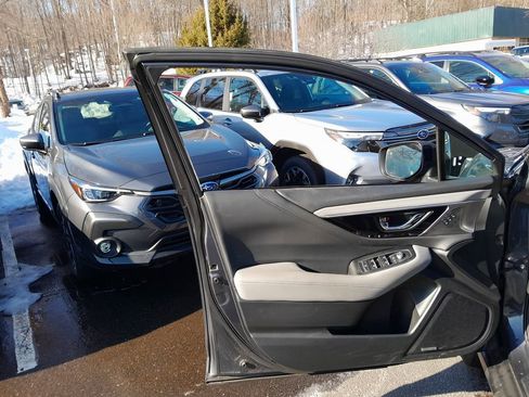 Used 2024 Subaru Outback Limited image 9