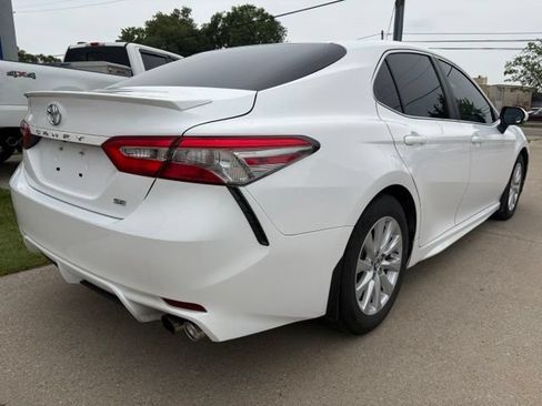 Used 2019 Toyota Camry LE FWD image 14