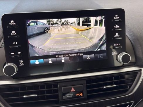 Used 2022 Honda Accord EX-L image 29