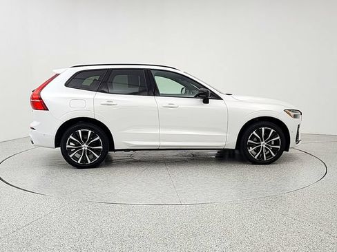 Certified 2023 Volvo XC60 B5 Plus w/ Climate Package AWD/4WD image 4
