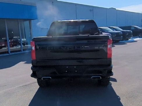 Used 2022 Chevrolet Silverado 1500 LT Trail Boss w/ Convenience Package II AWD/4WD image 7
