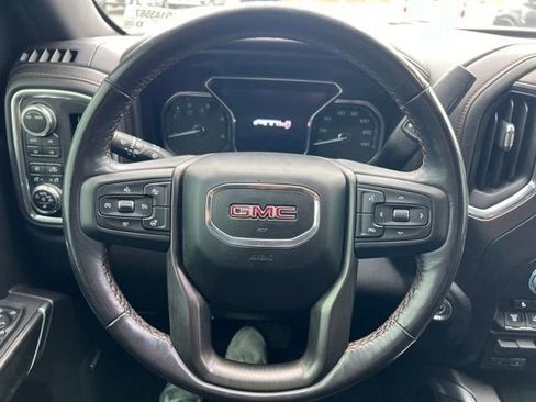 Used 2022 GMC Sierra 2500 AT4 w/ AT4 Preferred Package image 13