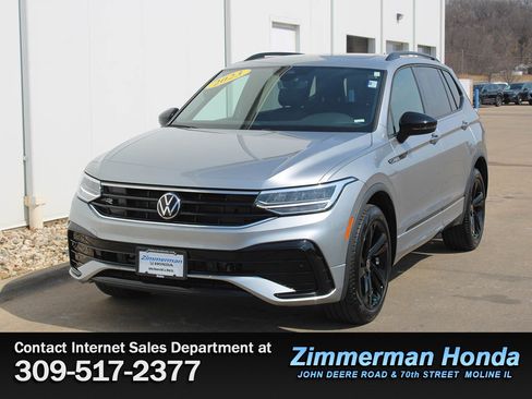 Used 2023 Volkswagen Tiguan SE R-Line FWD image 27