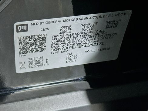 Used 2025 Chevrolet Equinox LT AWD/4WD image 12