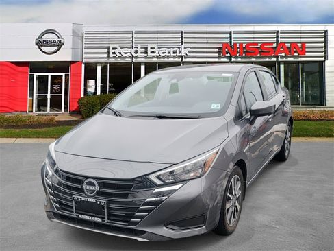 Certified 2025 Nissan Versa SV w/ Trunk Package image 4