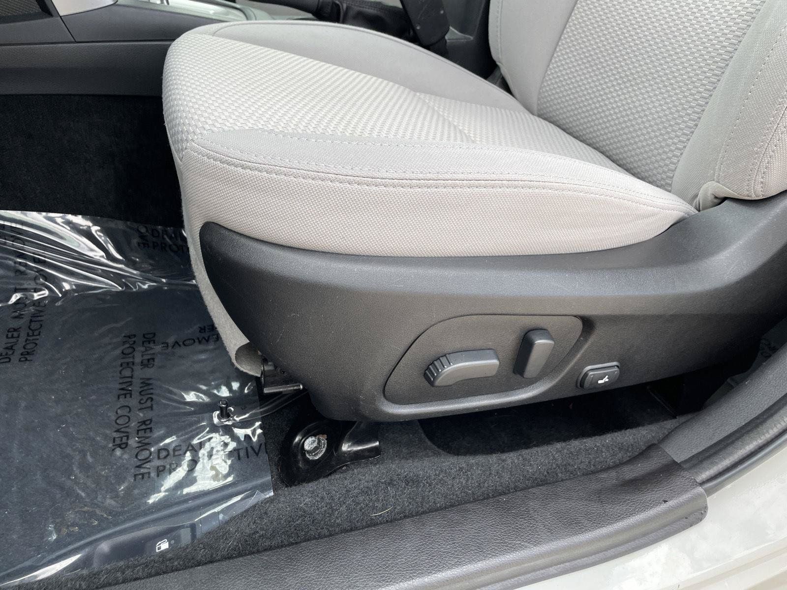Used 2017 Subaru Forester 2.5i Premium AWD/4WD image 18