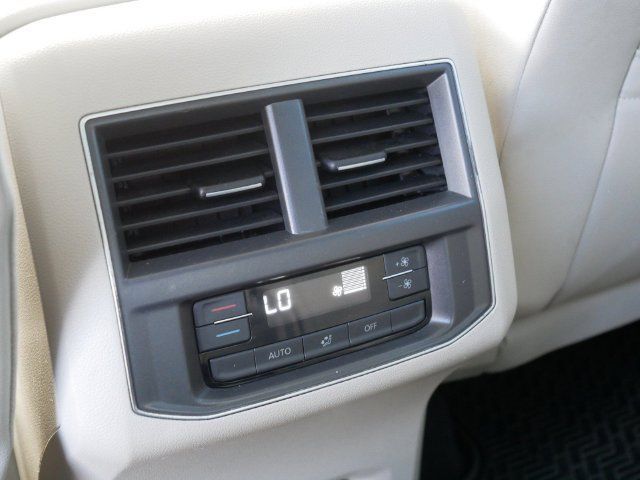 Used 2021 Volkswagen Atlas SEL FWD image 25