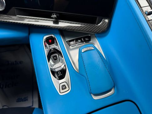 Used 2021 Chevrolet Corvette Stingray Premium Cpe w/ Z51 Performance Package RWD image 23