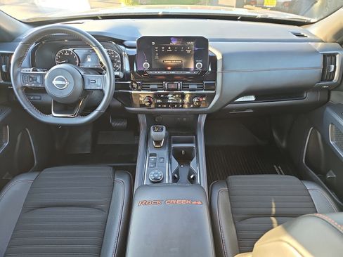 Used 2025 Nissan Pathfinder Rock Creek image 25