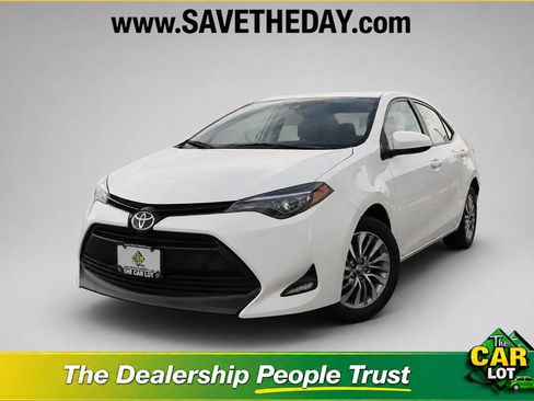Used 2017 Toyota Corolla LE w/ LE Eco Premium Package FWD image 1