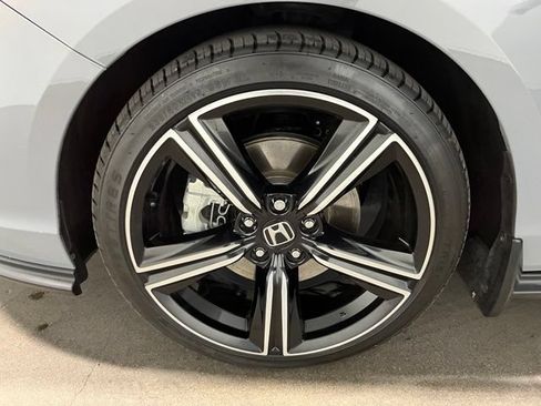 Used 2023 Honda Accord Sport image 28