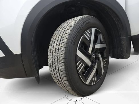Used 2026 Nissan Kicks SV FWD image 39